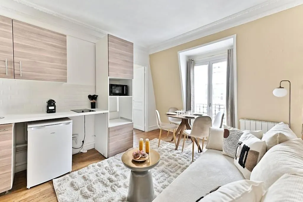 Cosy Face De Montparnasse - Ii