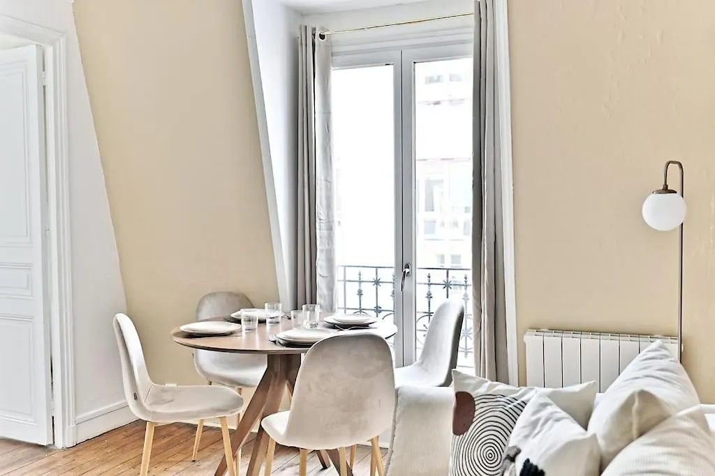 Cosy Face De Montparnasse - Ii * 巴黎